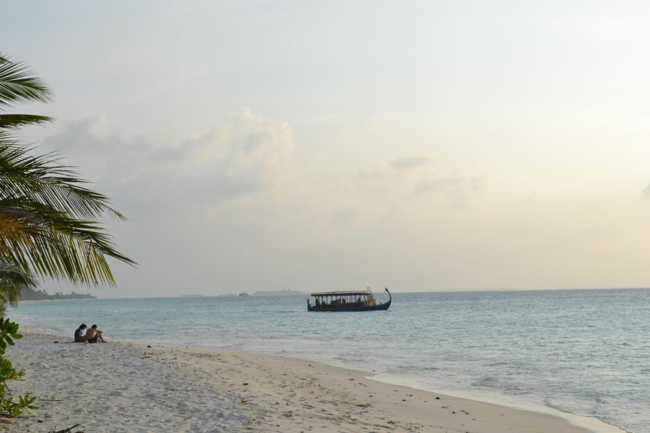 Tme Retreats Dhigurah Hotel Dhigurah  Buitenkant foto