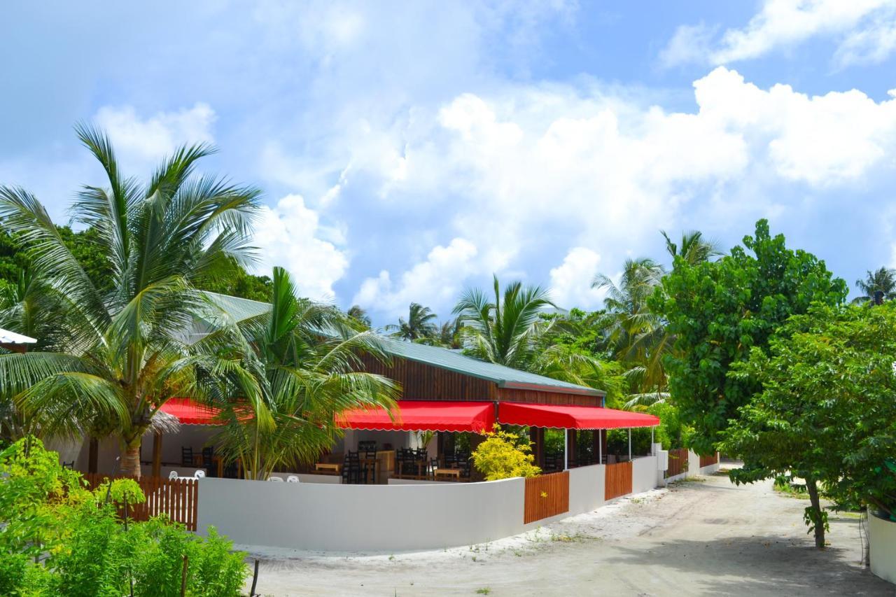 Tme Retreats Dhigurah Hotel Dhigurah  Buitenkant foto