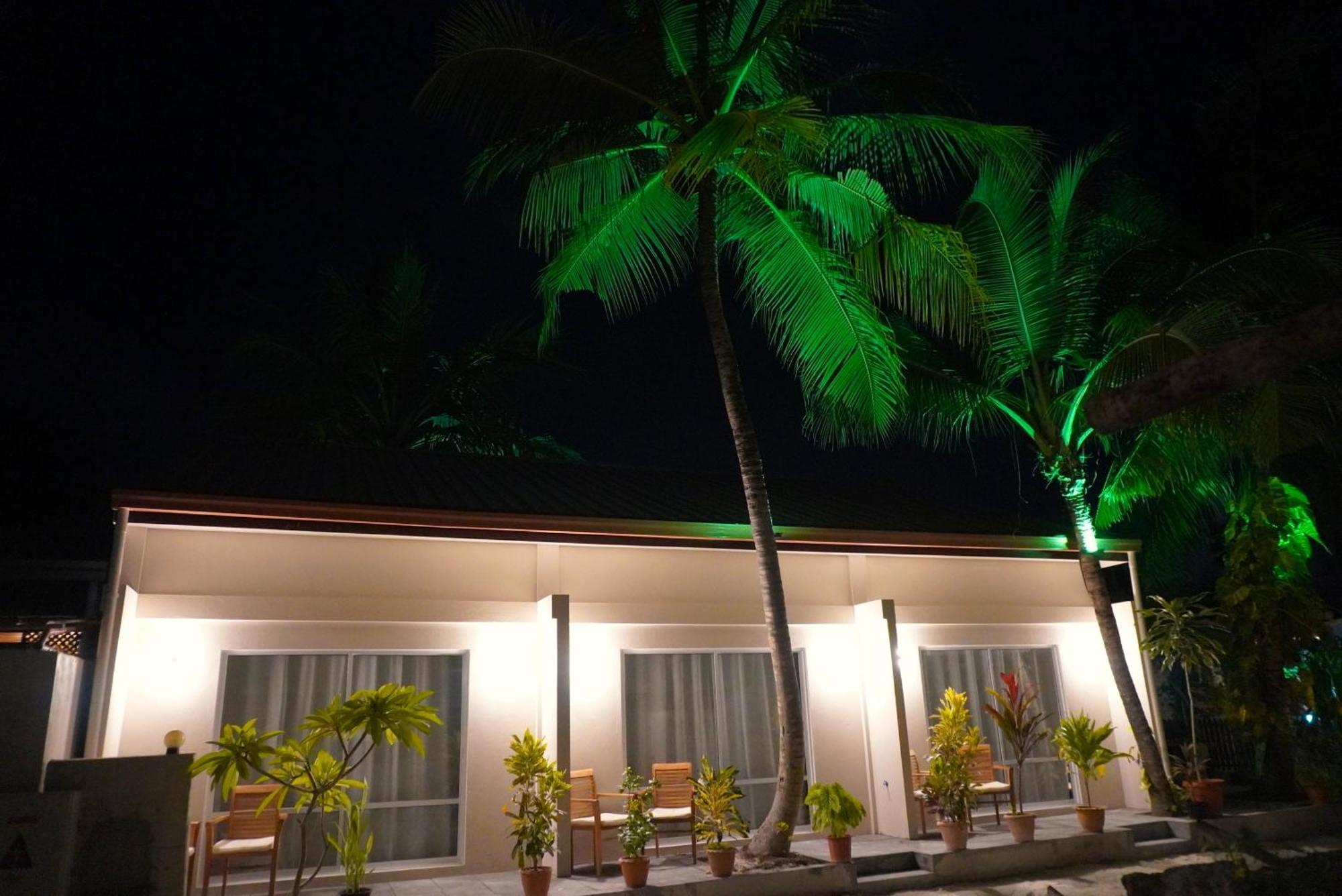 Tme Retreats Dhigurah Hotel Dhigurah  Buitenkant foto